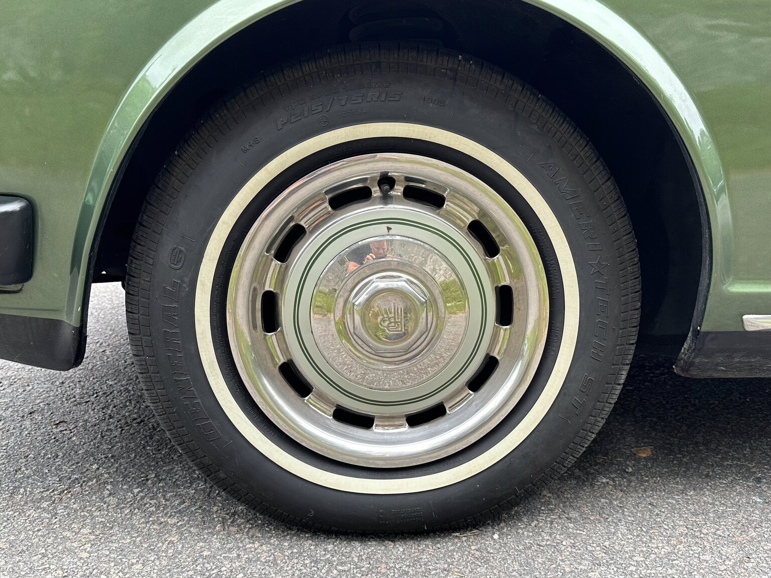 Exteriörbild på 1982  Rolls Royce Silver Spirit