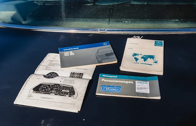 1986 Mercedes-Benz 560 SEC 