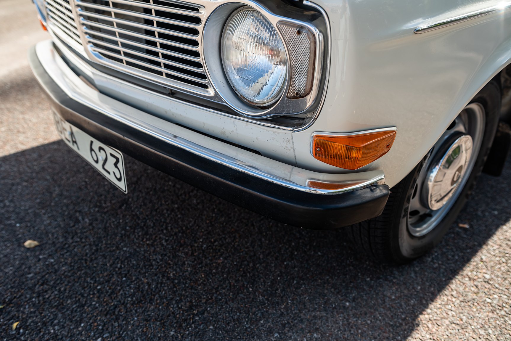 Exterior image of 1967 Volvo 144 1.8 