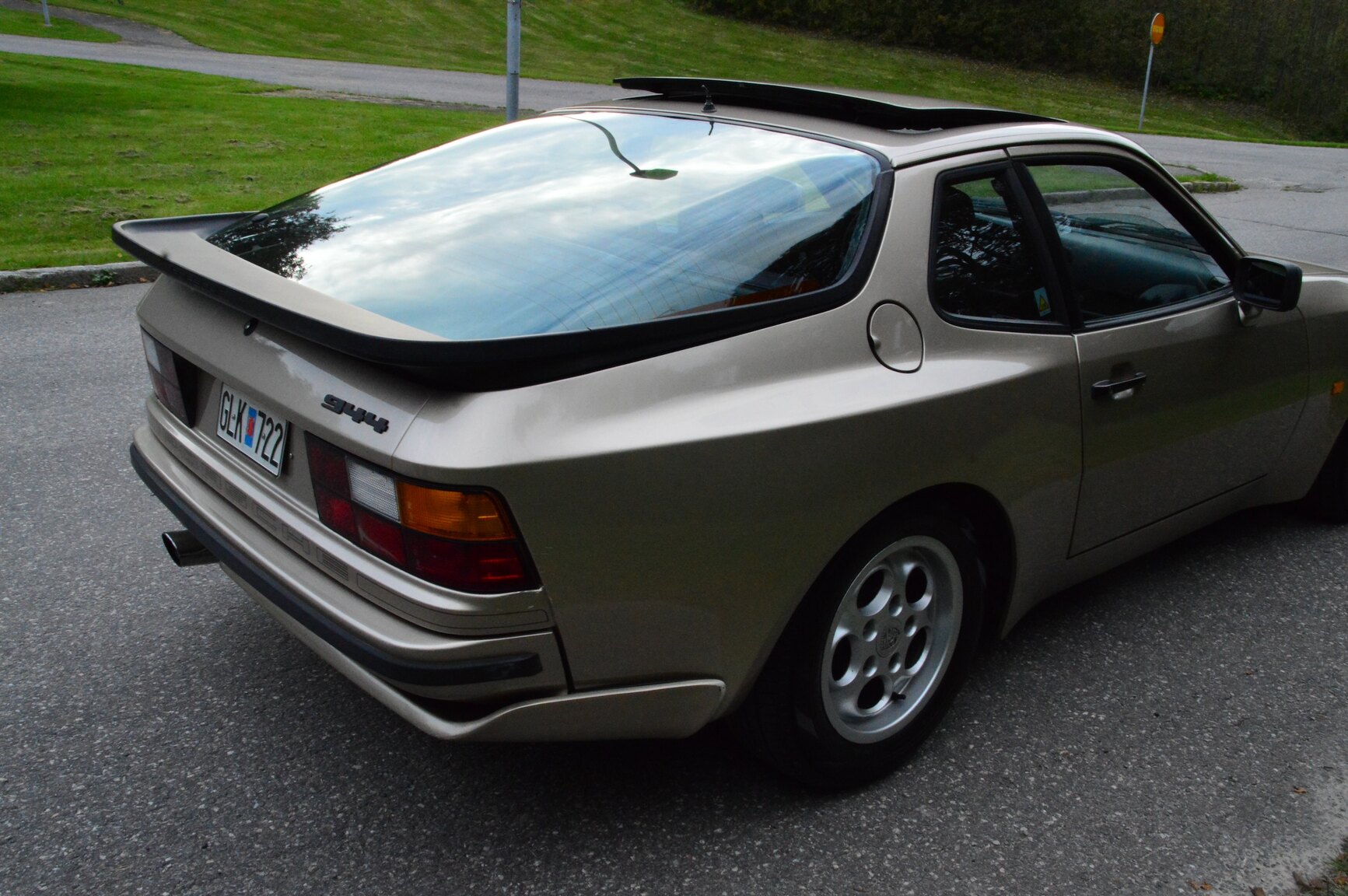 Aussenfoto 1986 Porsche 944 Coupé