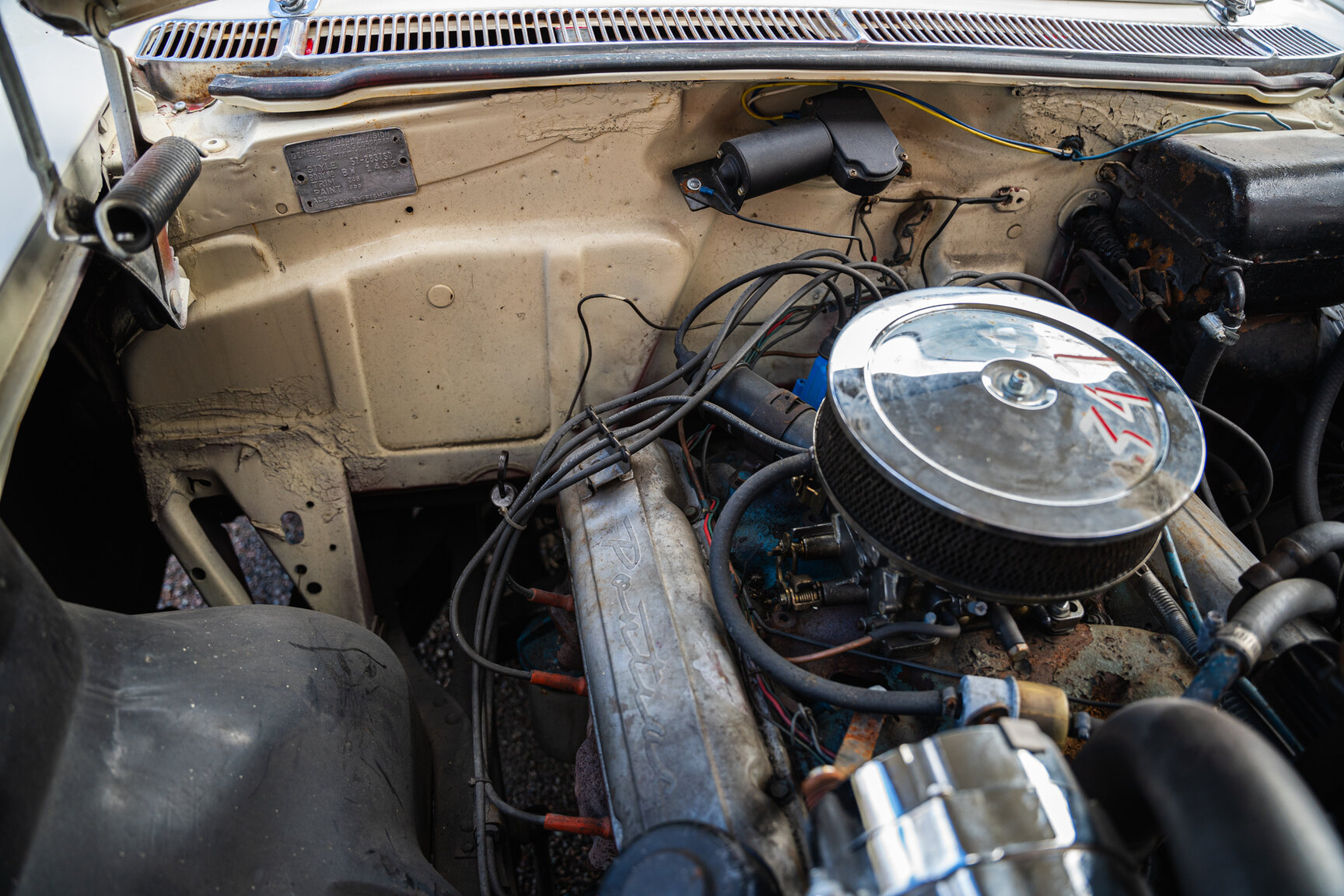 Image of 1957 Pontiac Star Chief mechanics