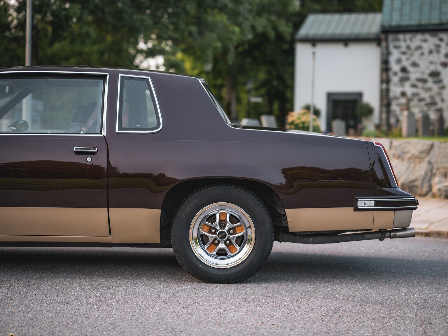 Exteriörbild på 1986 Oldsmobile Cutlass 442