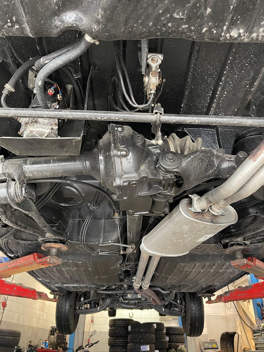 Image of 1969 Mercedes-Benz 300 SEL mechanics