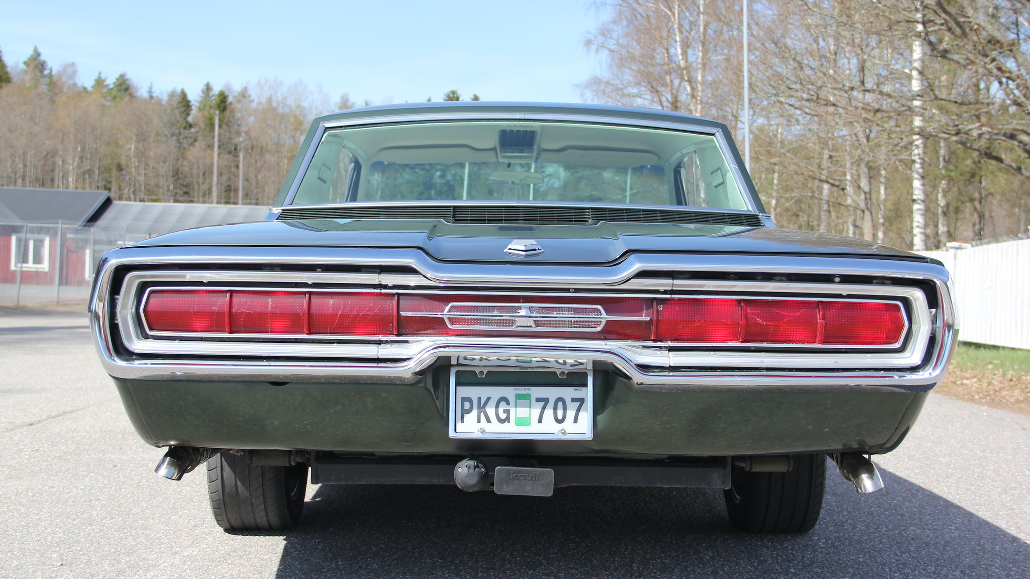 Exteriörbild på 1966 Ford Thunderbird Town Hardtop 6.4