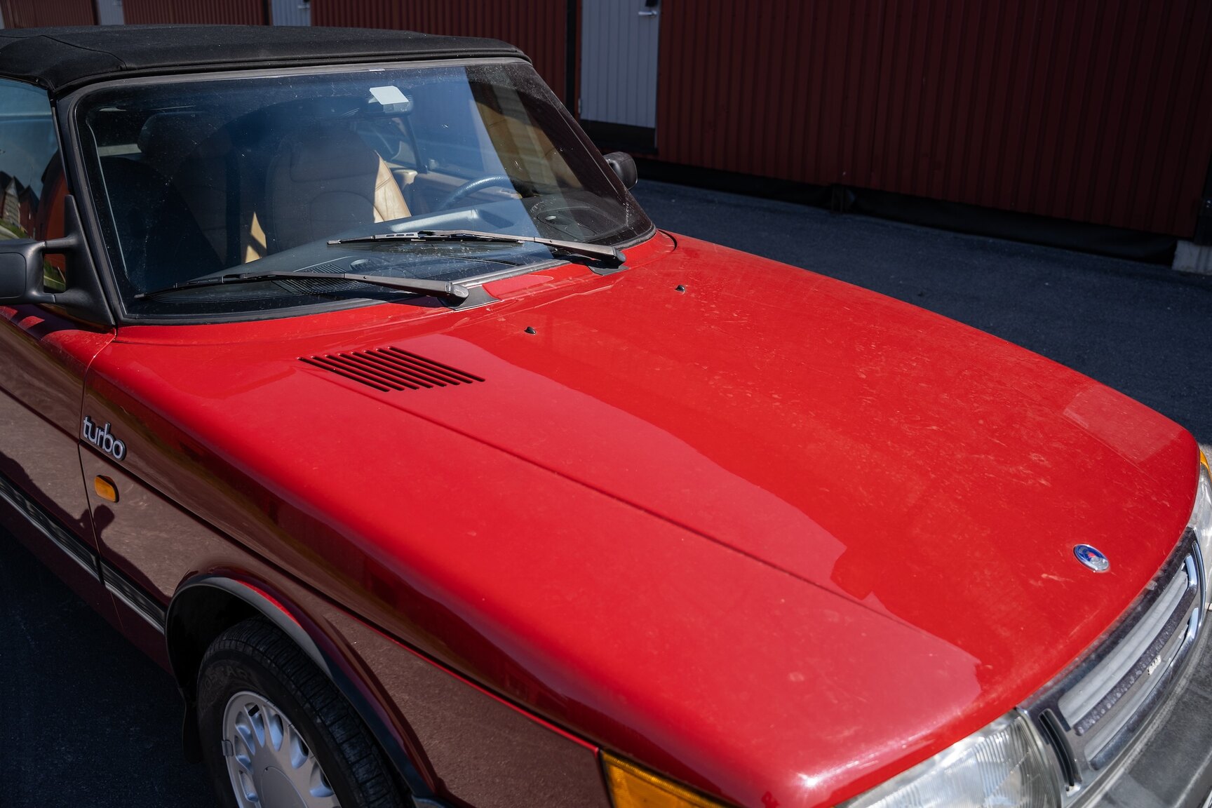 Exterior image of 1988 Saab 900 Turbo Convertible