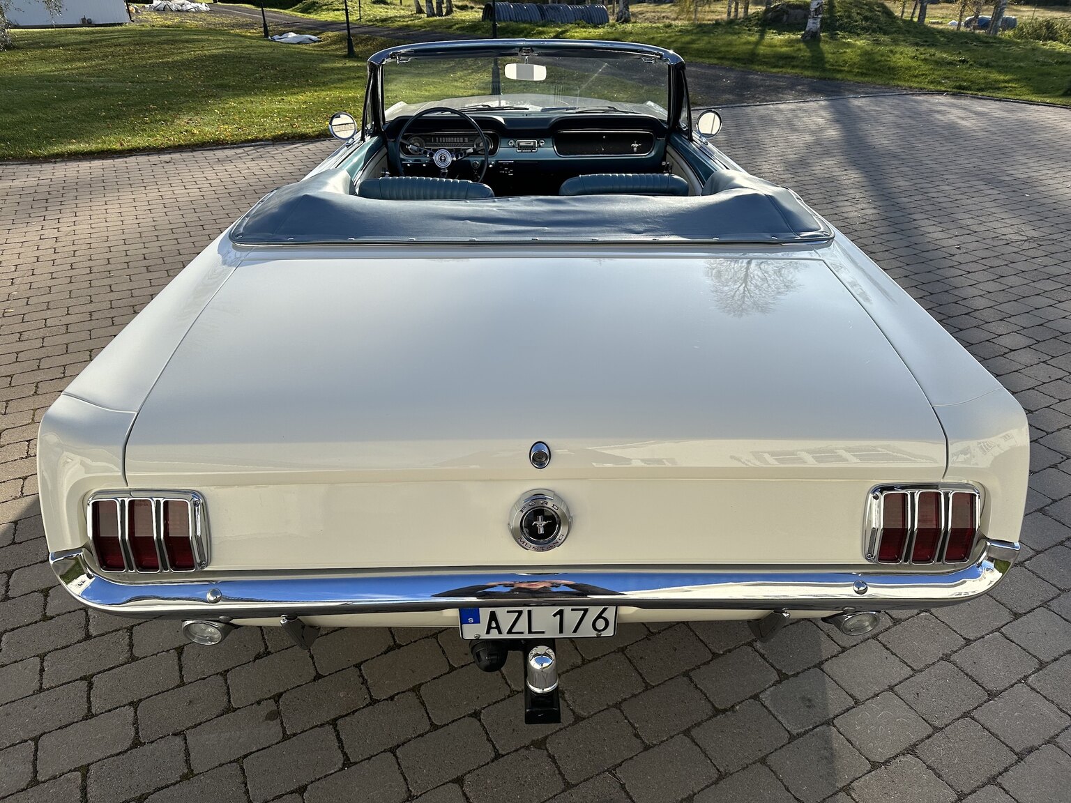 Exteriörbild på 1966 Ford Mustang Convertible