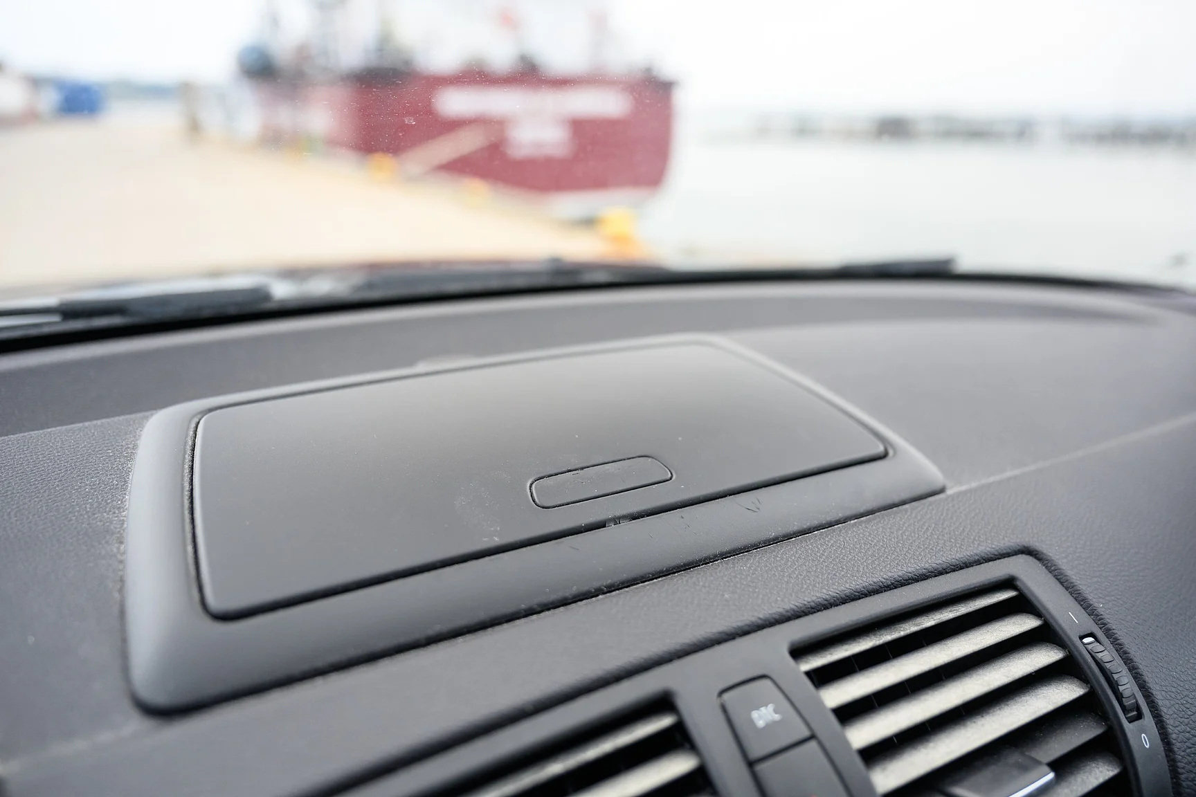 Interior image of 2007 2007 BMW 130i M Sport (15)