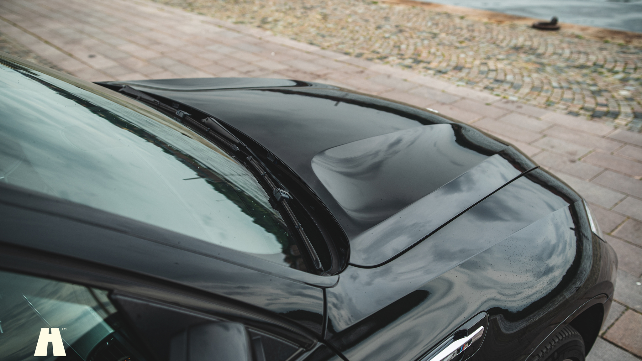 Exterior image of 2010 BMW X6 M Ferrita 555HK (18)