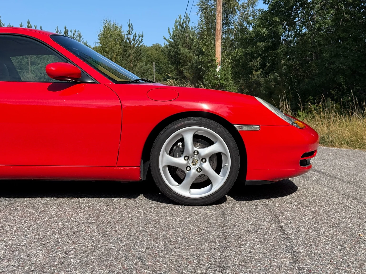 Exteriörbild på 1998 Porsche 911 Carrera (14)