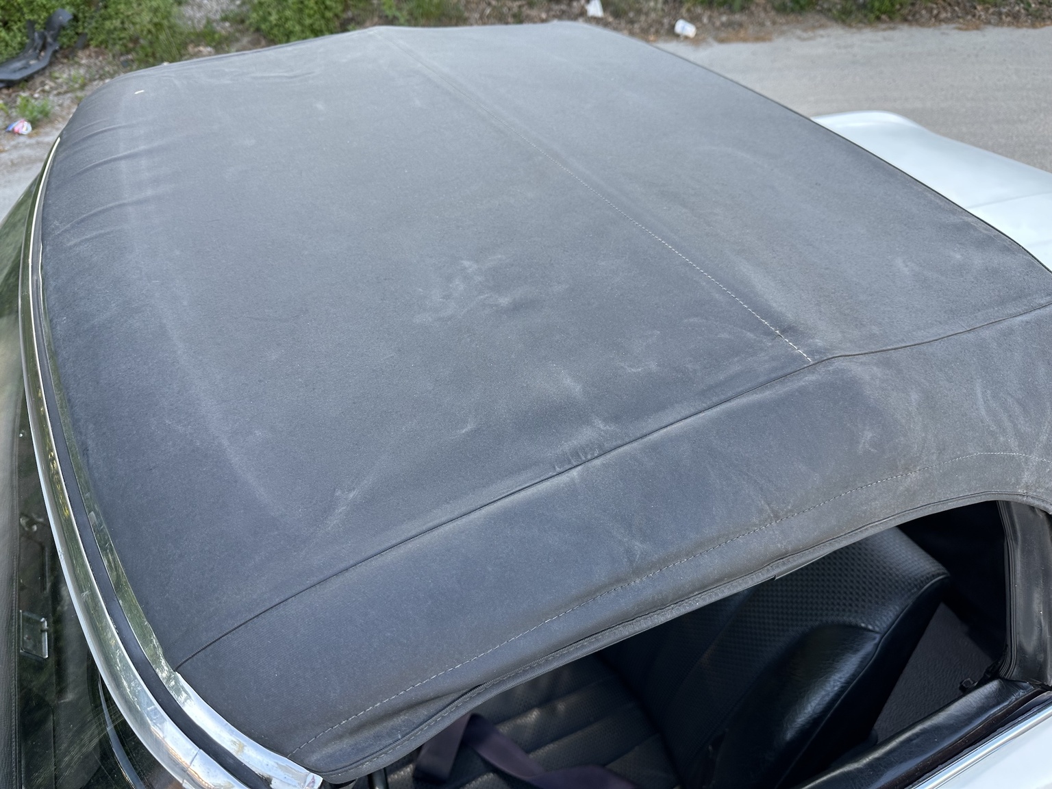 Exterior image of 1970 Peugeot 304 Cabriolet