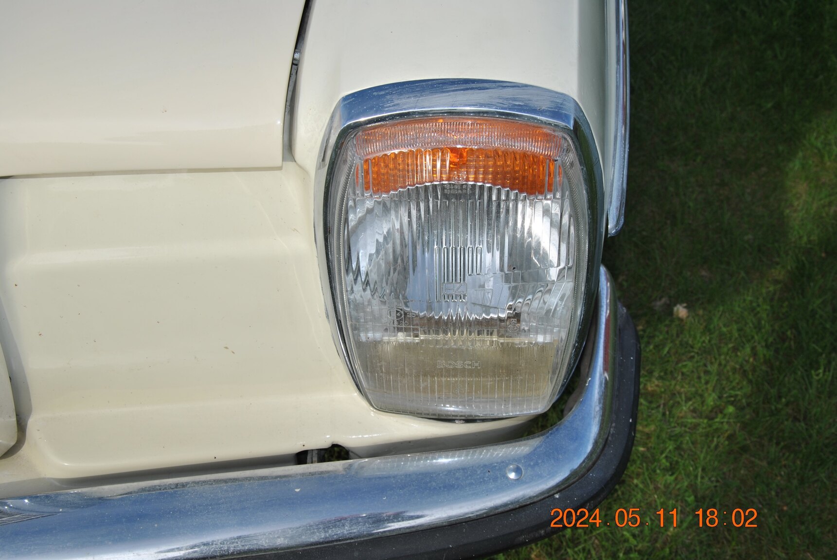 Exteriörbild på 1971 Mercedes-Benz 220D
