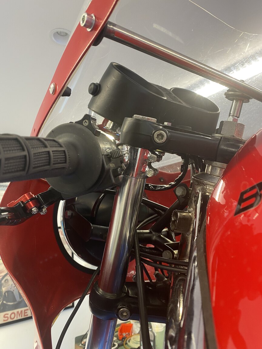 Interior image of 1983 Nico Bakker Suzuki 1100 