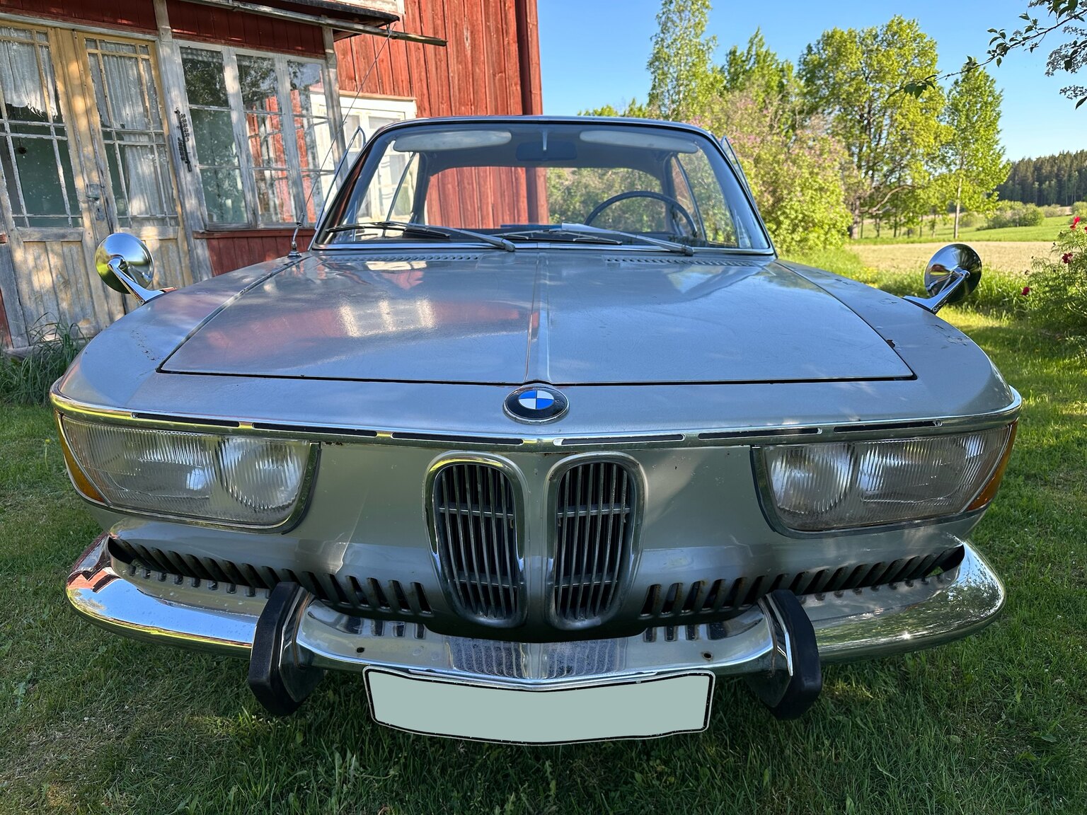 Exteriörbild på 1968 BMW 2000 CS