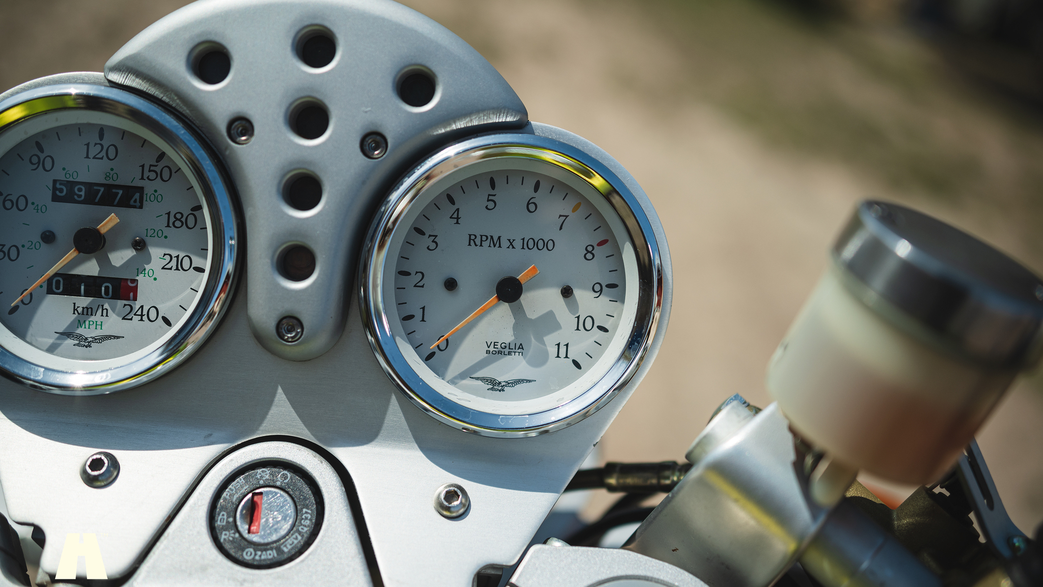 Exteriörbild på 2002 Moto Guzzi V11 Sport (51)