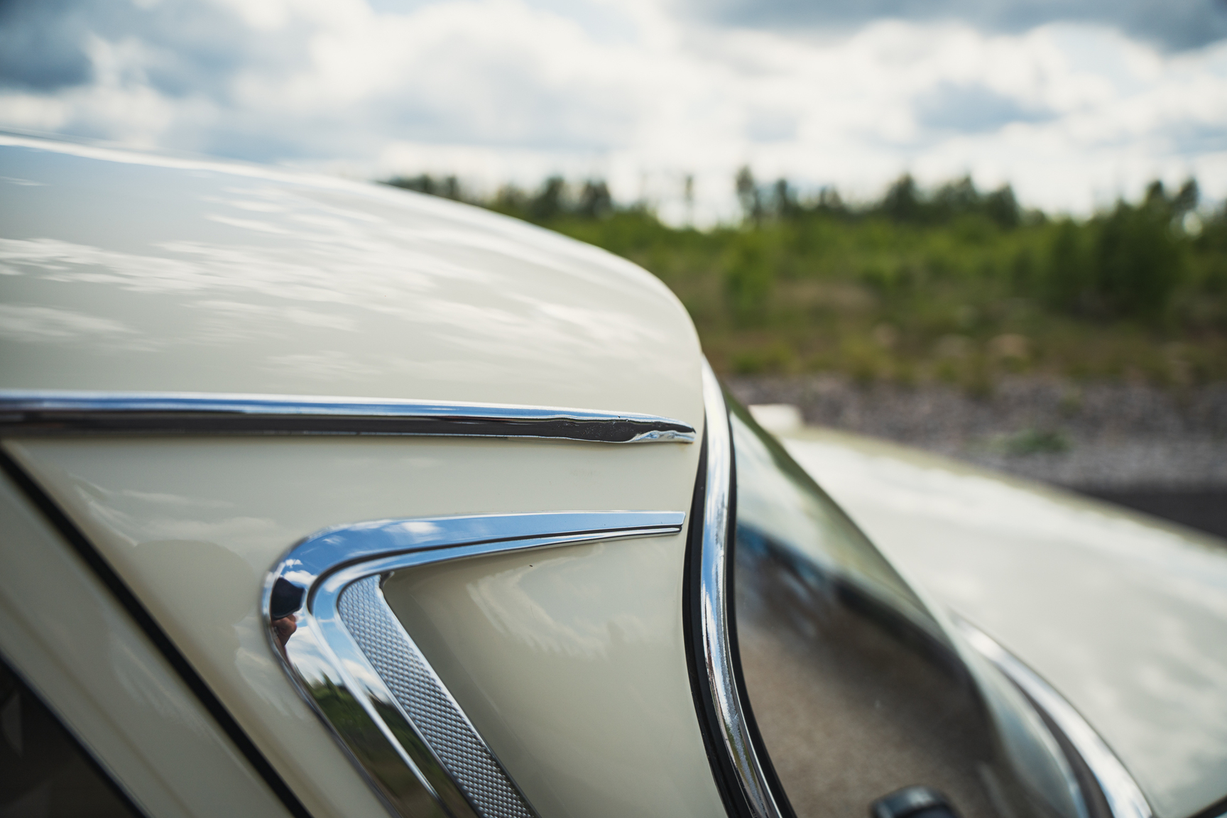 Aussenfoto 1966 Mercedes-Benz 200 D "Heckflosse"