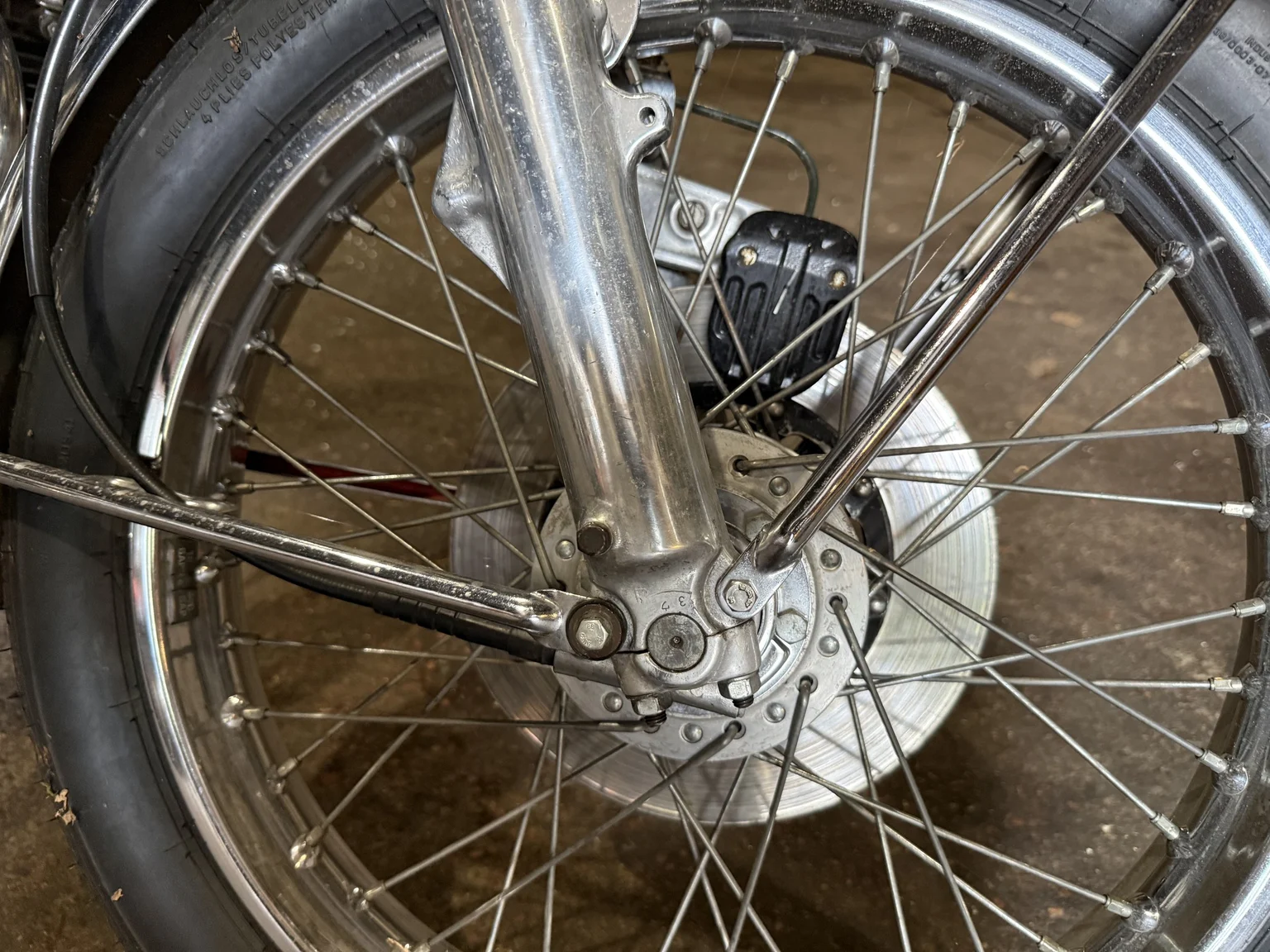 Exteriörbild på 1977 Honda Cb 500 K3 (47)