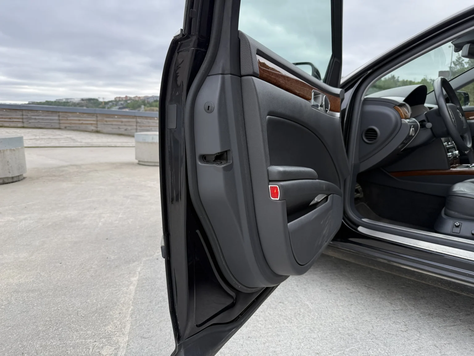Interiörbild 2013 Volkswagen Phaeton 3.0 TDI (4)