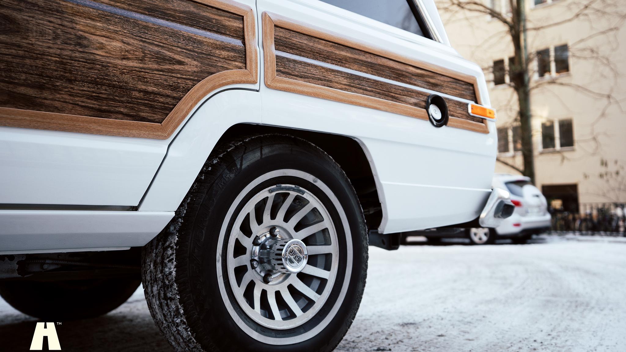 Aussenfoto 1991 Jeep Grand Wagoneer 1991 (9)