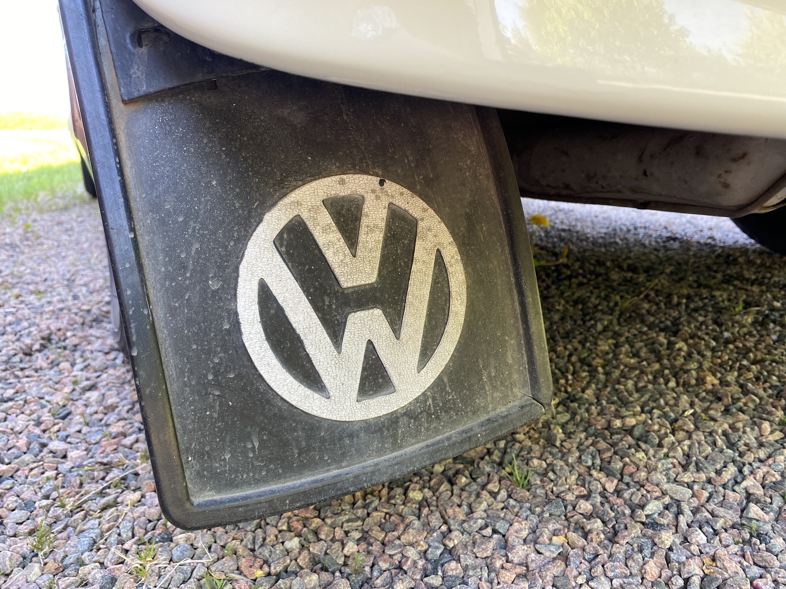 Exteriörbild på 1974 Volkswagen Beetle 1303 S (32)