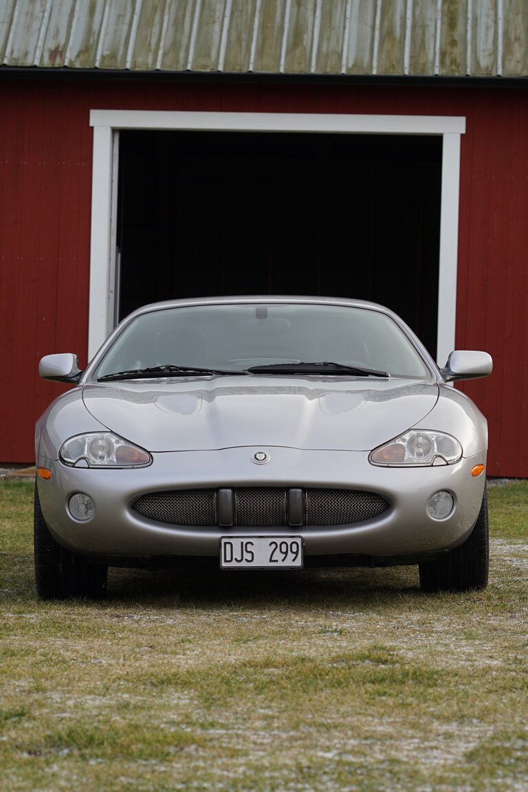Exterior image of 2001 Jaguar XKR Silverstone