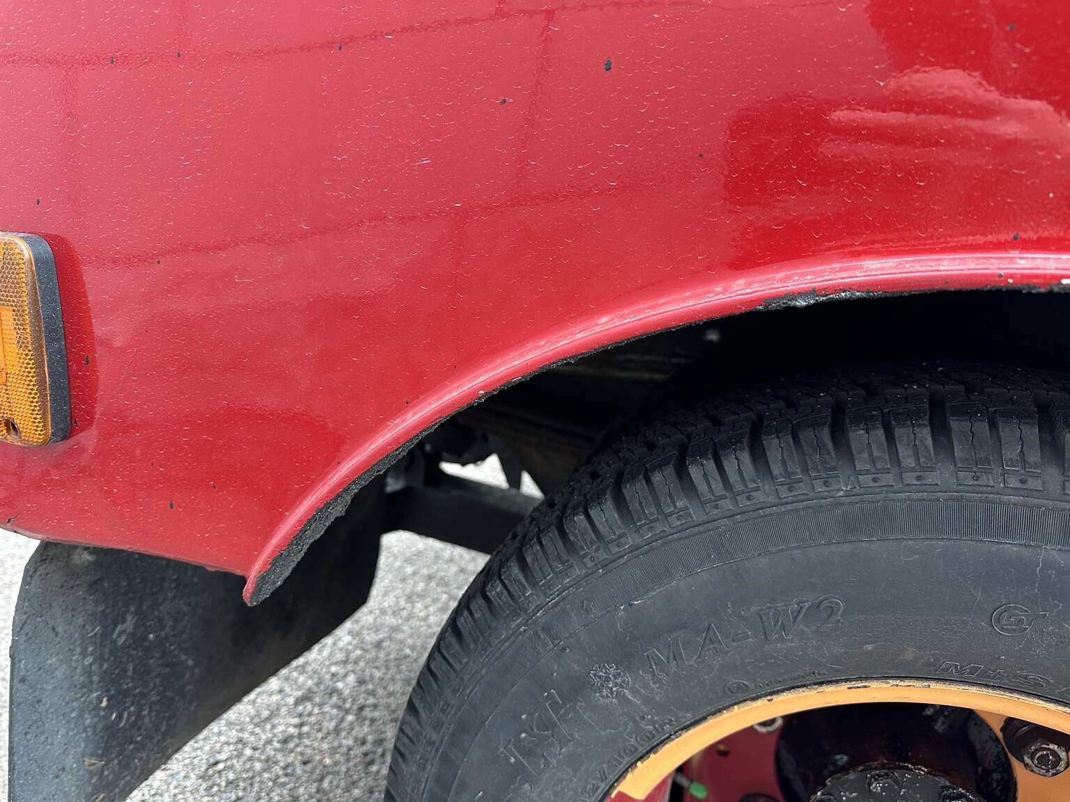 Exteriörbild på 1983 Volkswagen LT46 bärgare (42)