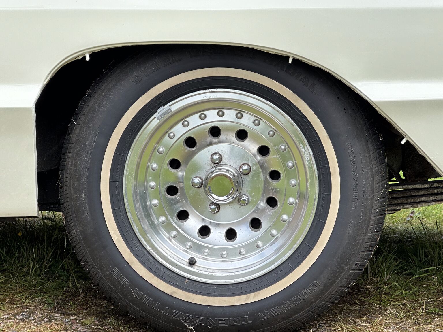 Exteriörbild på 1965 Ford Thunderbird Hardtop 6.4 (7)