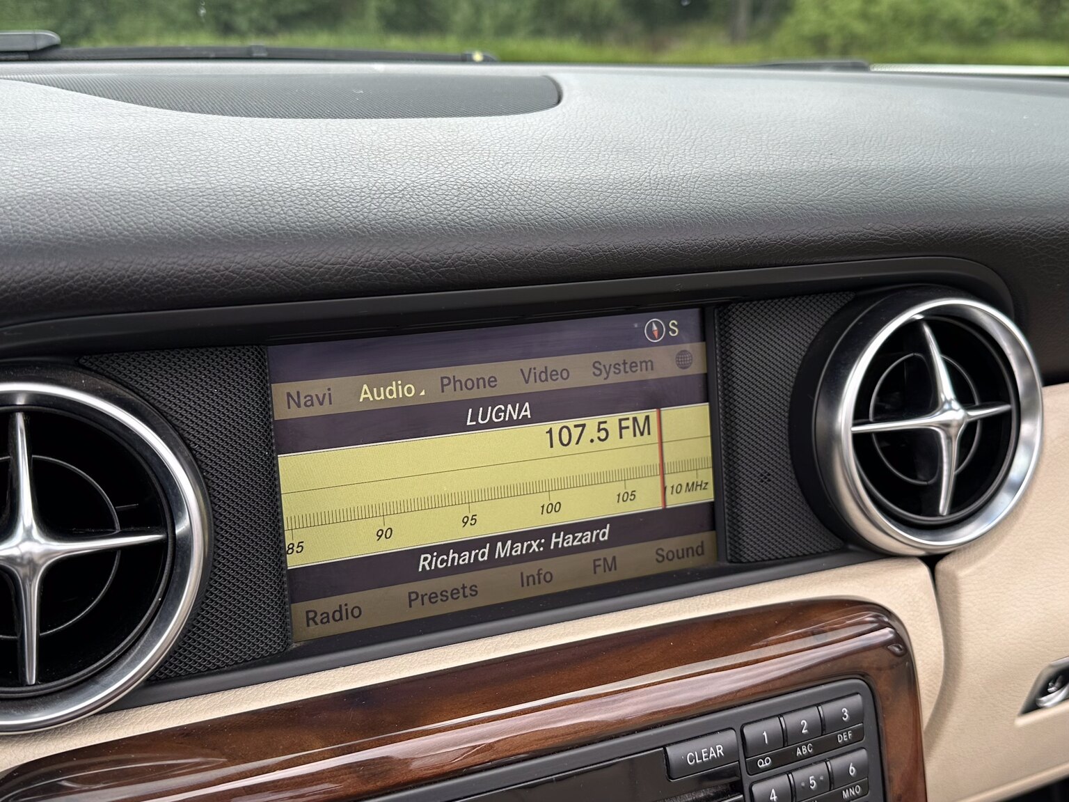 Interiörbild 2012 Mercedes-Benz SLK 350