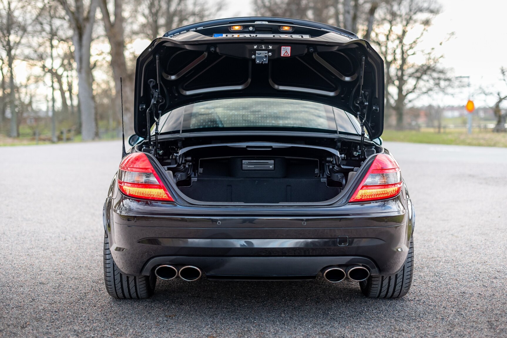 Interiörbild 2006 Mercedes-Benz SLK 55 AMG Kleemann