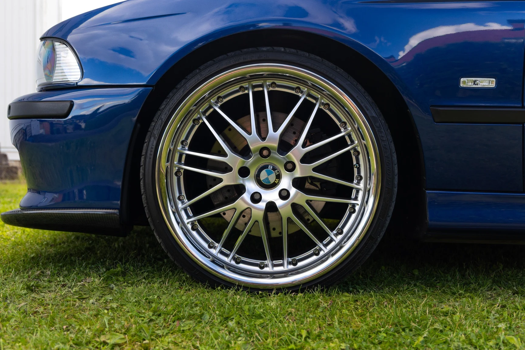 Aussenfoto 2002 BMW M5 E39 (11)