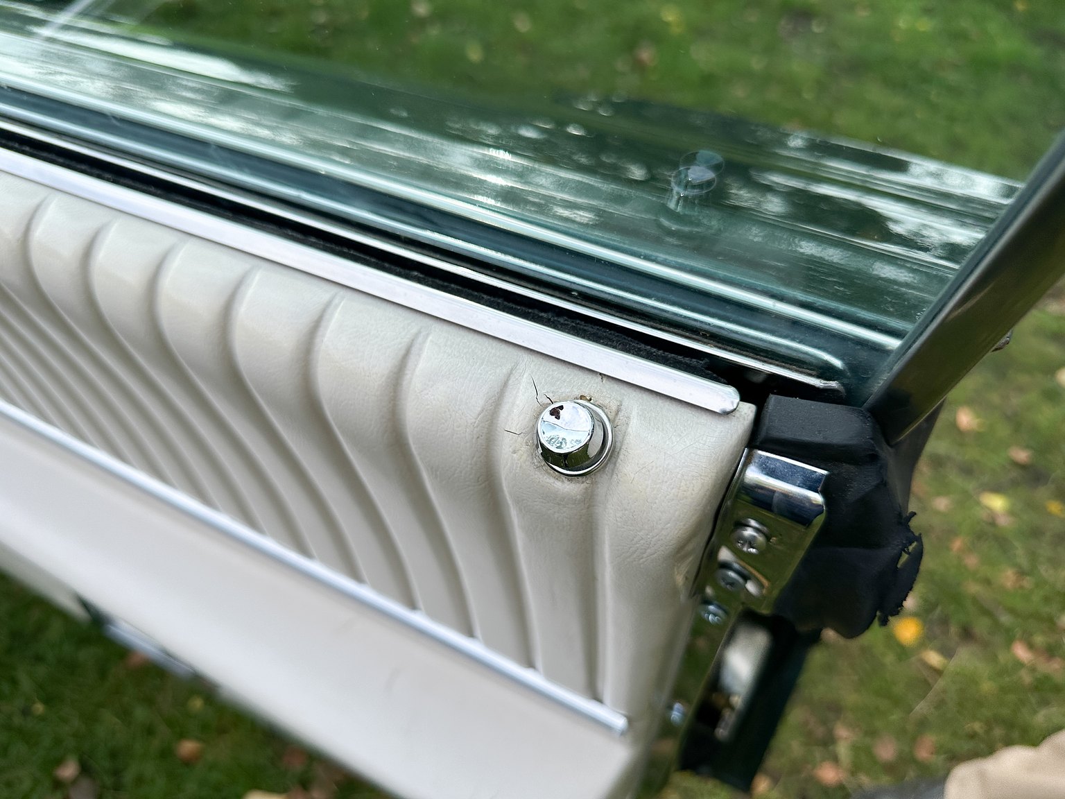 Innenraumfoto von 1966 Ford Thunderbird Town Hardtop