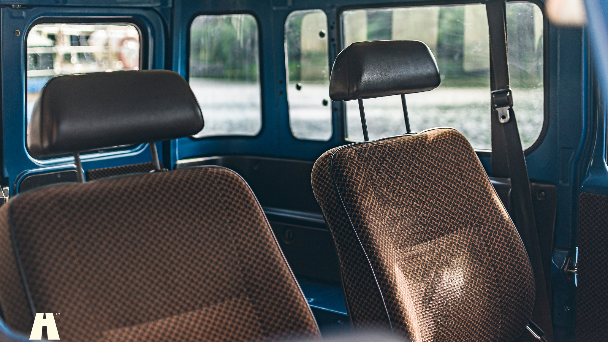 Interior image of 1984 Toyota Land Cruiser BJ42
