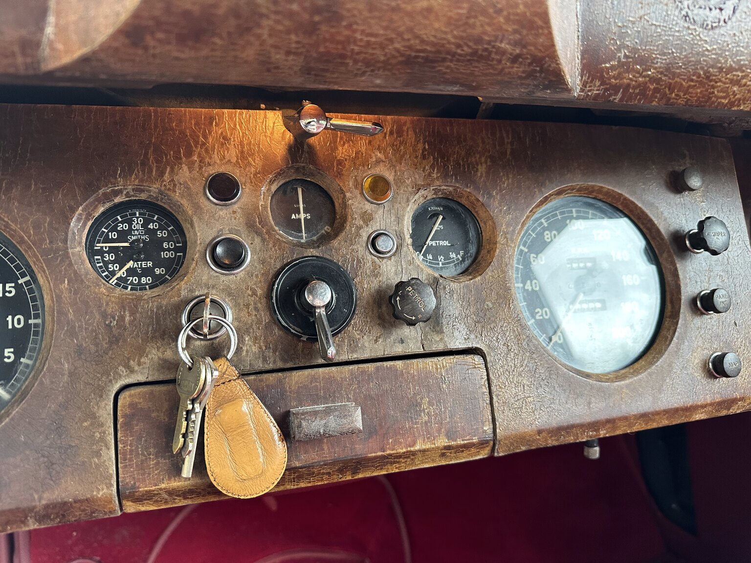 Interior image of 1954 Jaguar Mark VII Saloon
