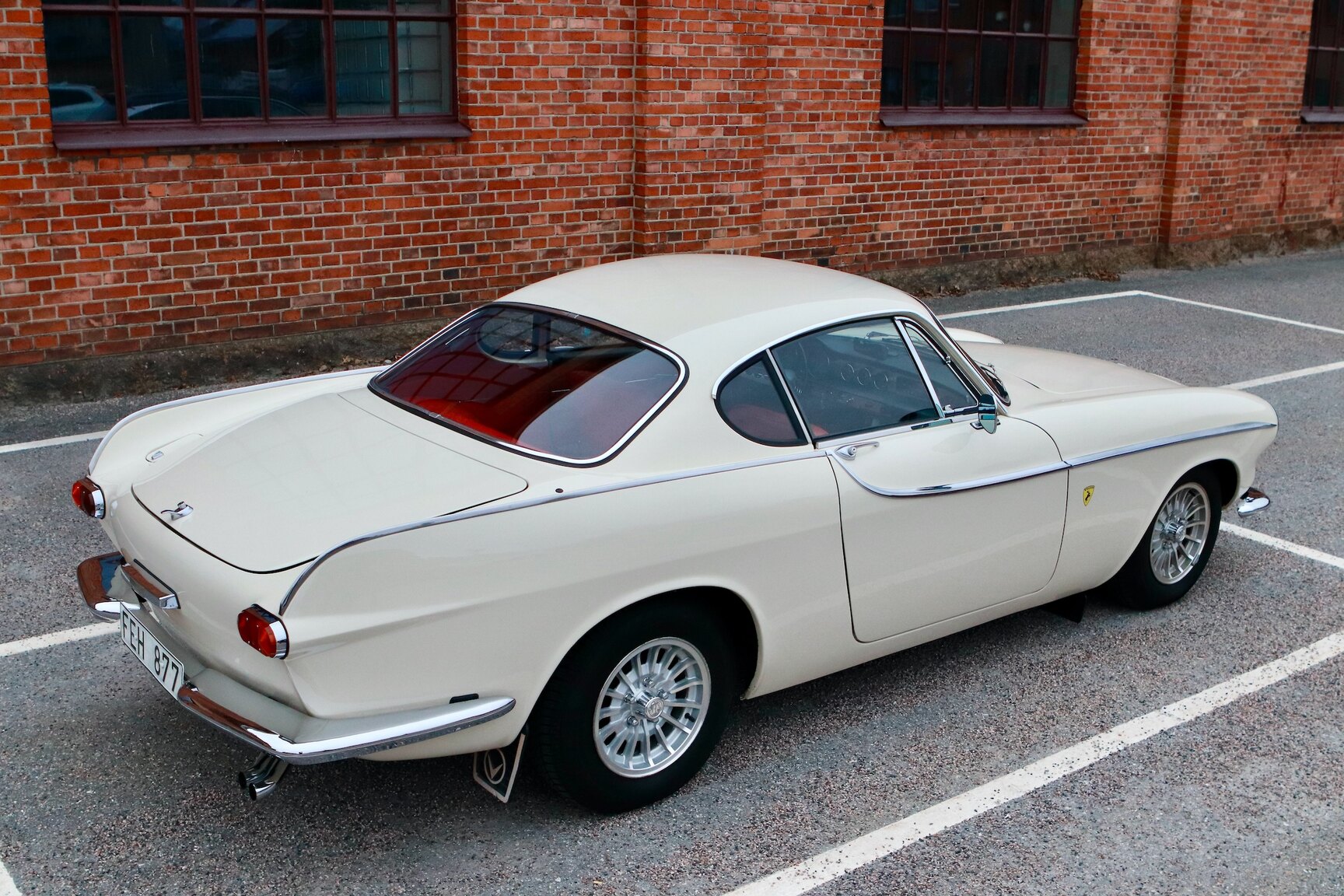 Exteriörbild på 1964 Volvo P 1800S