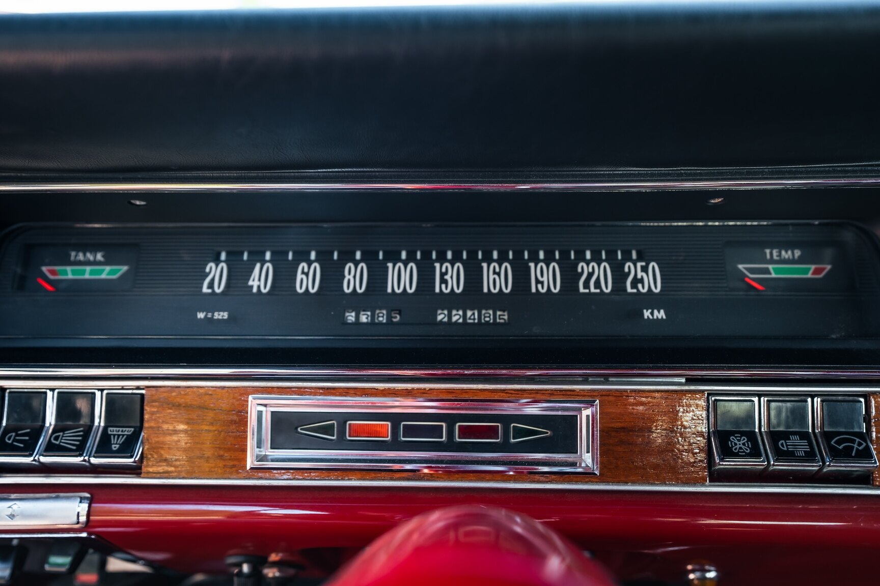 Interiörbild 1966 Opel Diplomat Coupé 5.4