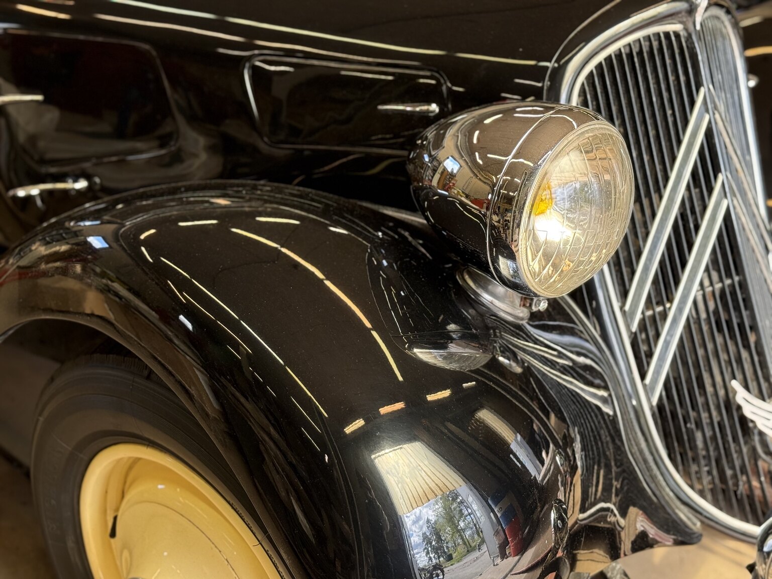 Exteriörbild på 1939 Citroën Berline 11 Sport Convertible