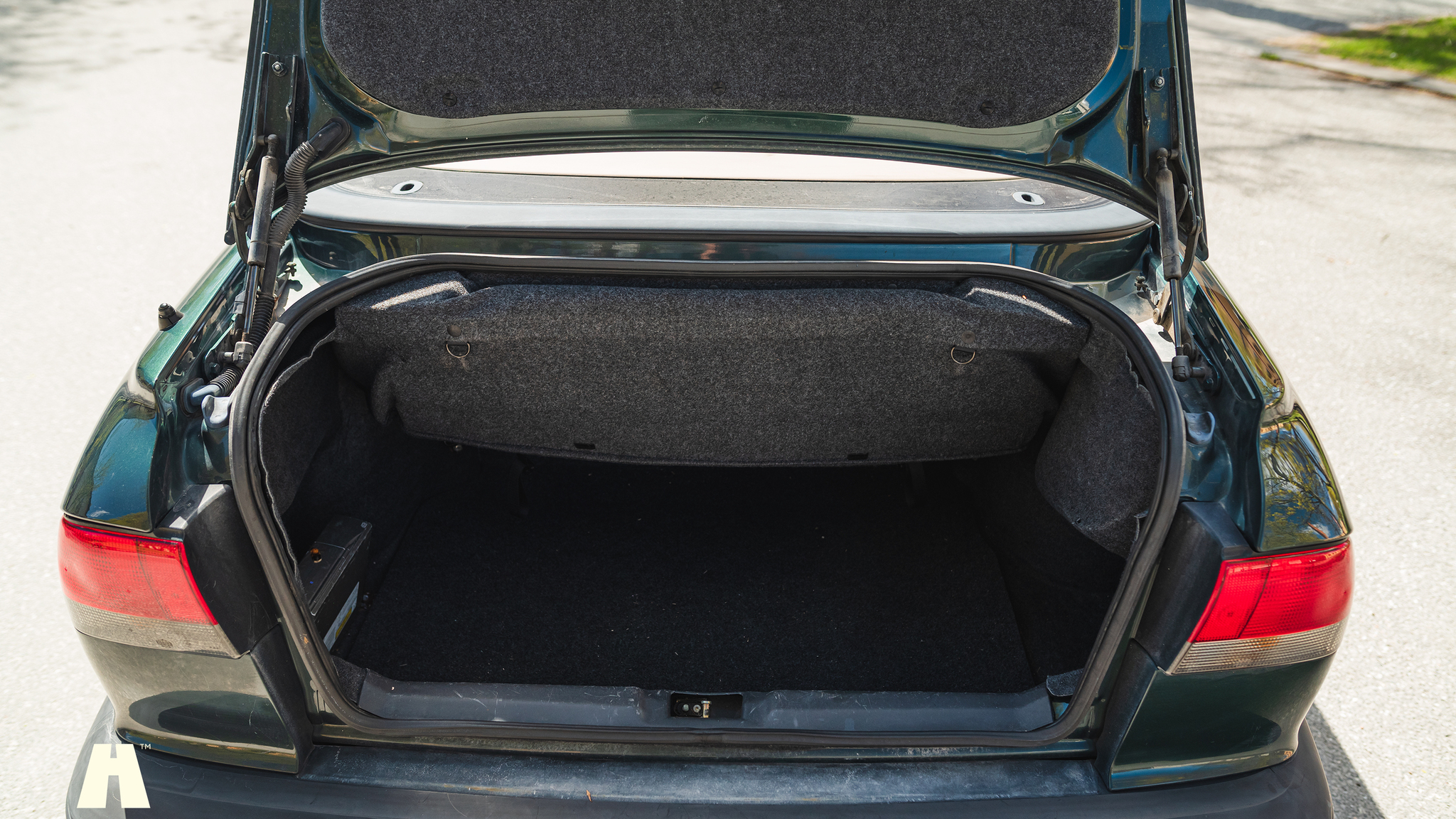 Interior image of 1995 SAAB 900 SE V6 Automat