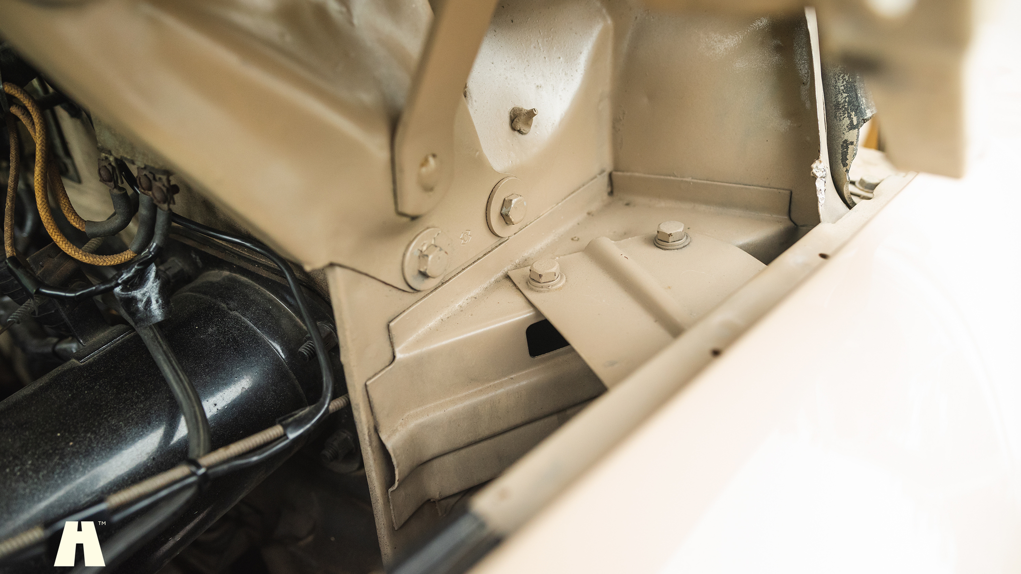 Image of 1950 Mercury Eight Sport Sedan mechanics