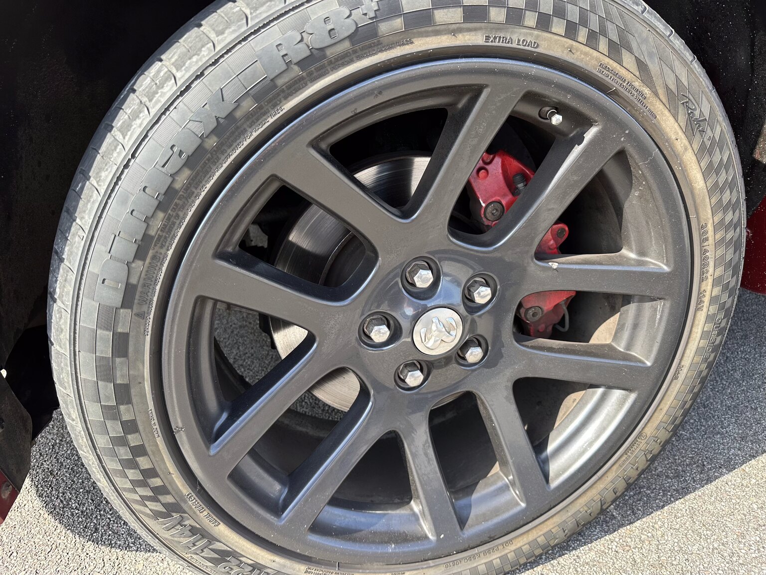 Exteriörbild på 2006 Dodge Ram SRT10