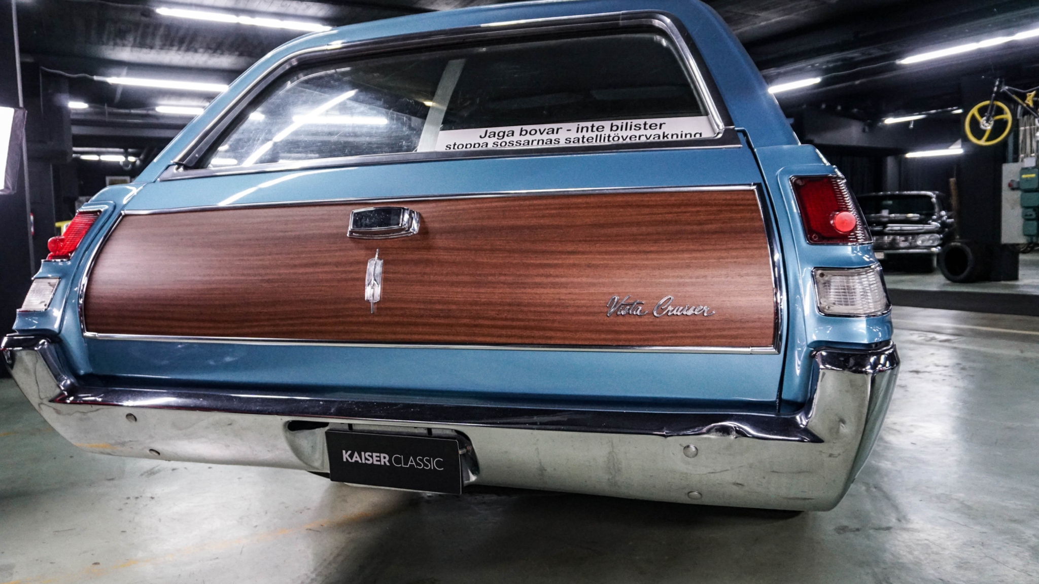 Exterior image of 1968 Oldsmobile Vista Cruiser