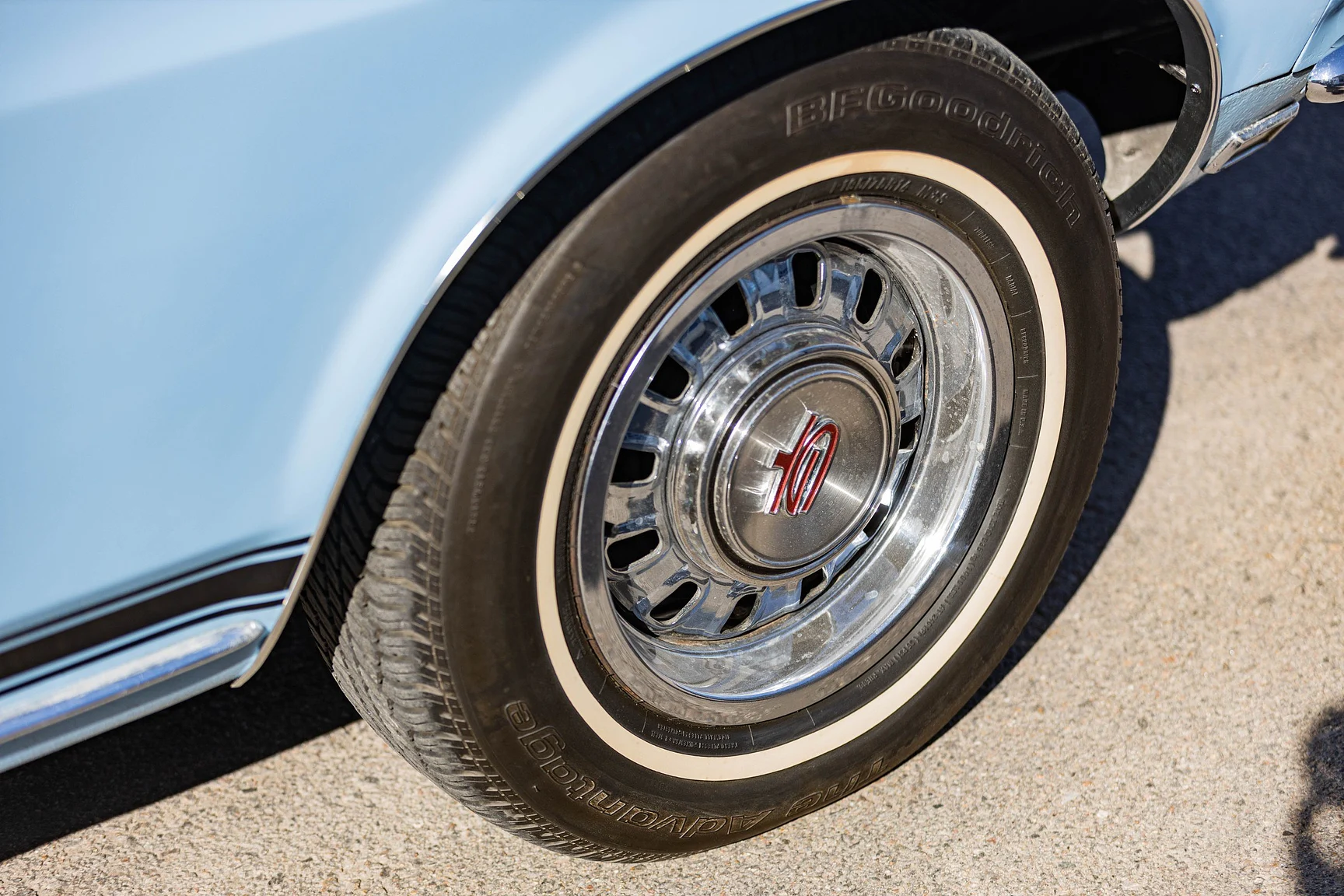 Exterior image of 1969 Ford Mustang GT Cabriolet "M-code" (20)