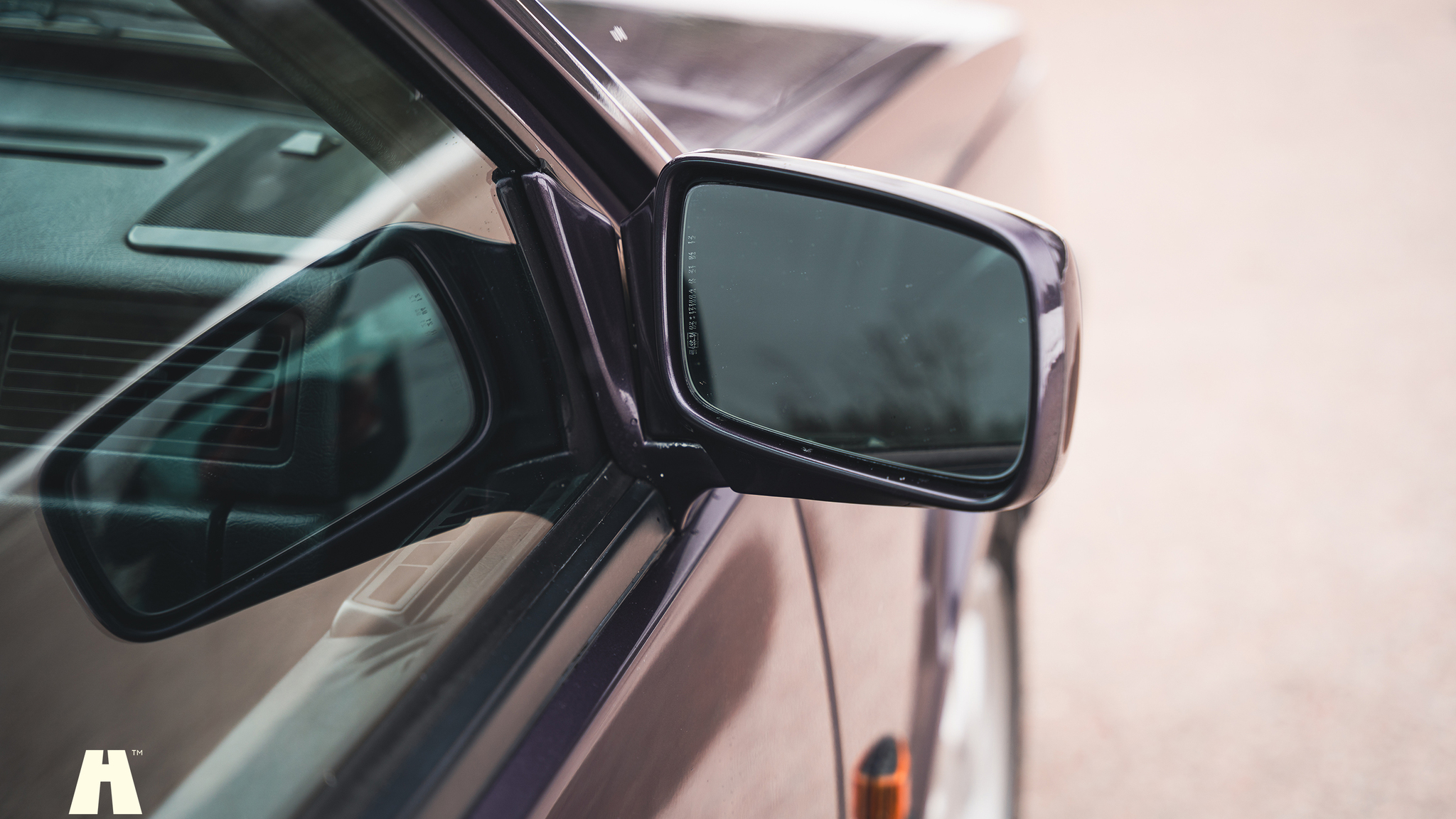 Exterior image of 1995 Volvo 940 SE