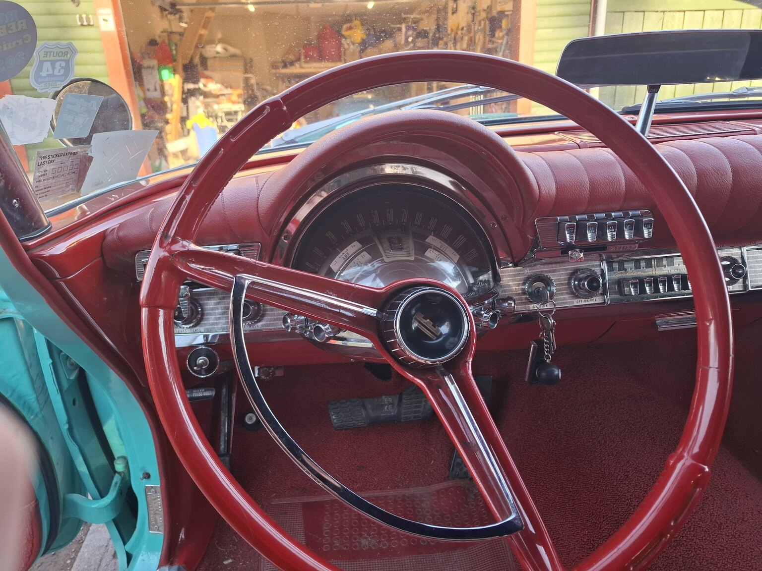 Interior image of 1961 Chrysler Newport Cabriolet