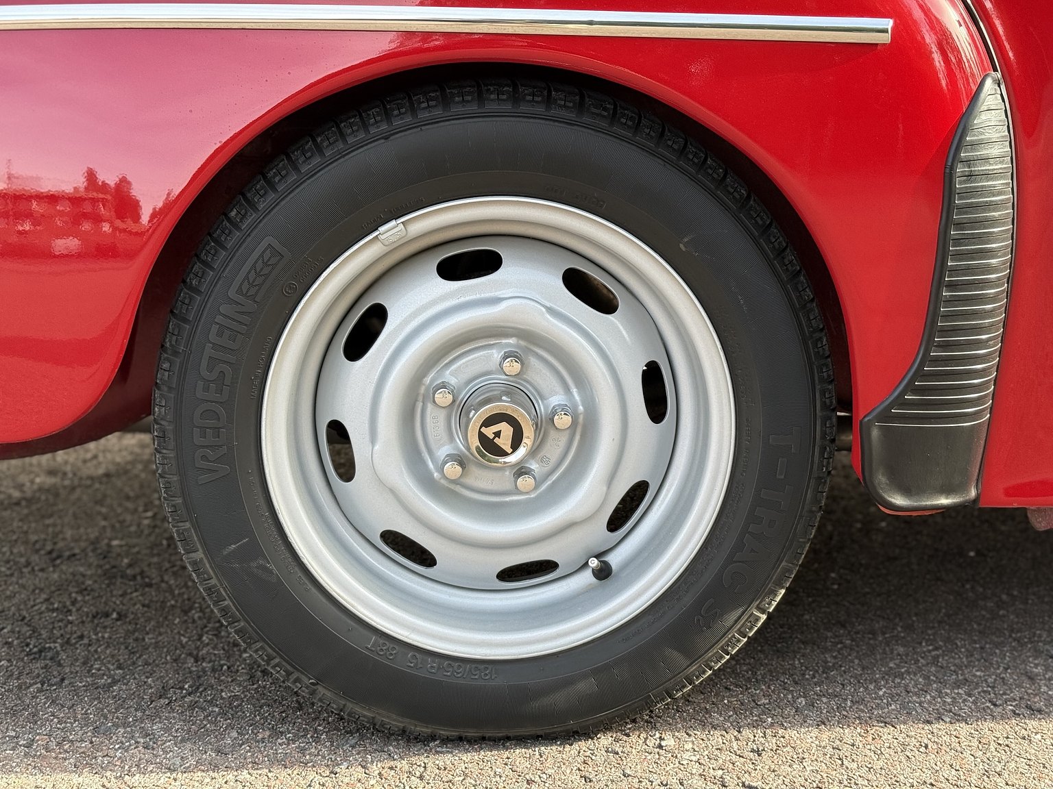 Exterior image of 1964 Volvo PV Sport