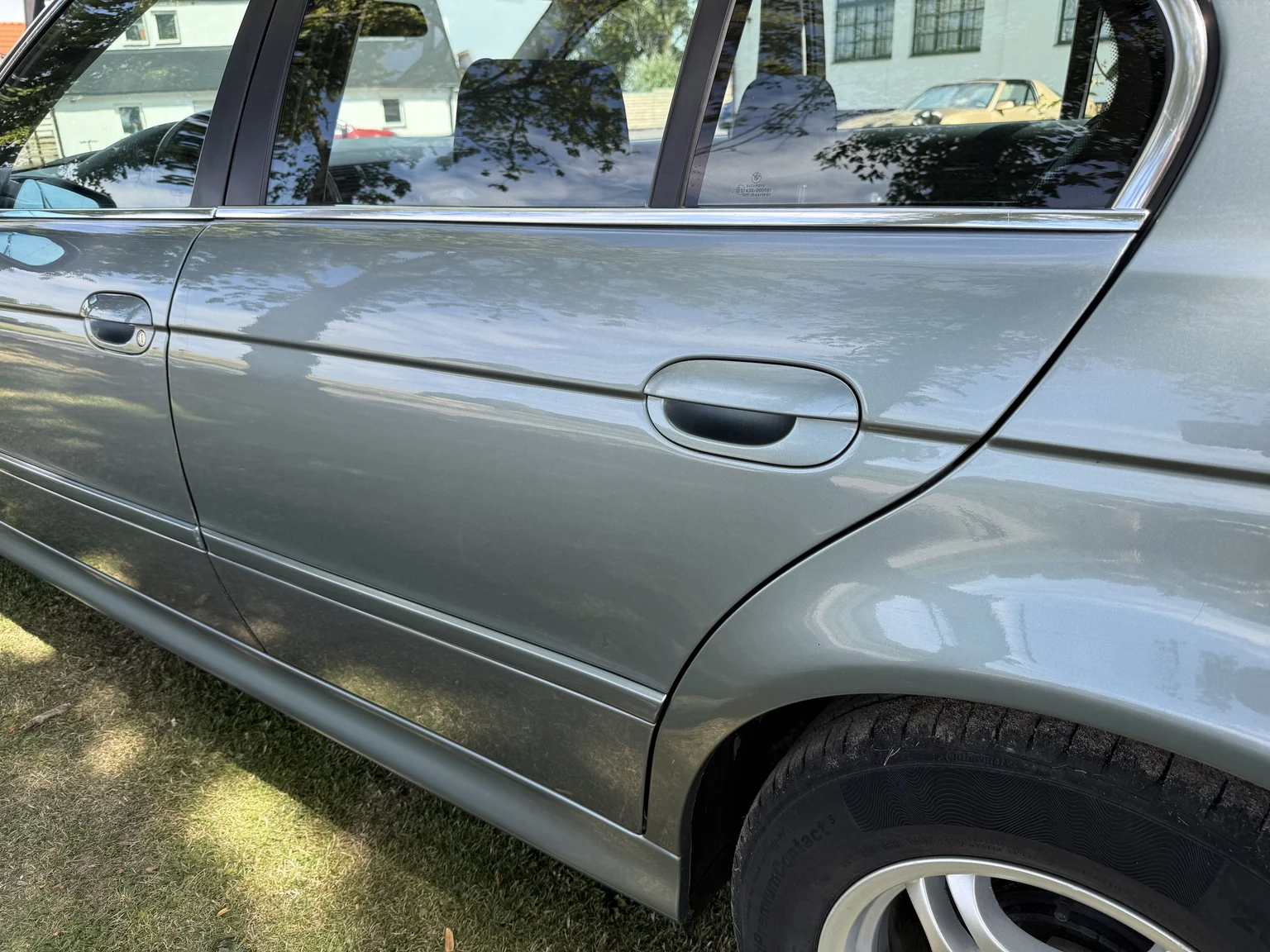 Aussenfoto 2003 BMW 525d Sedan (62)
