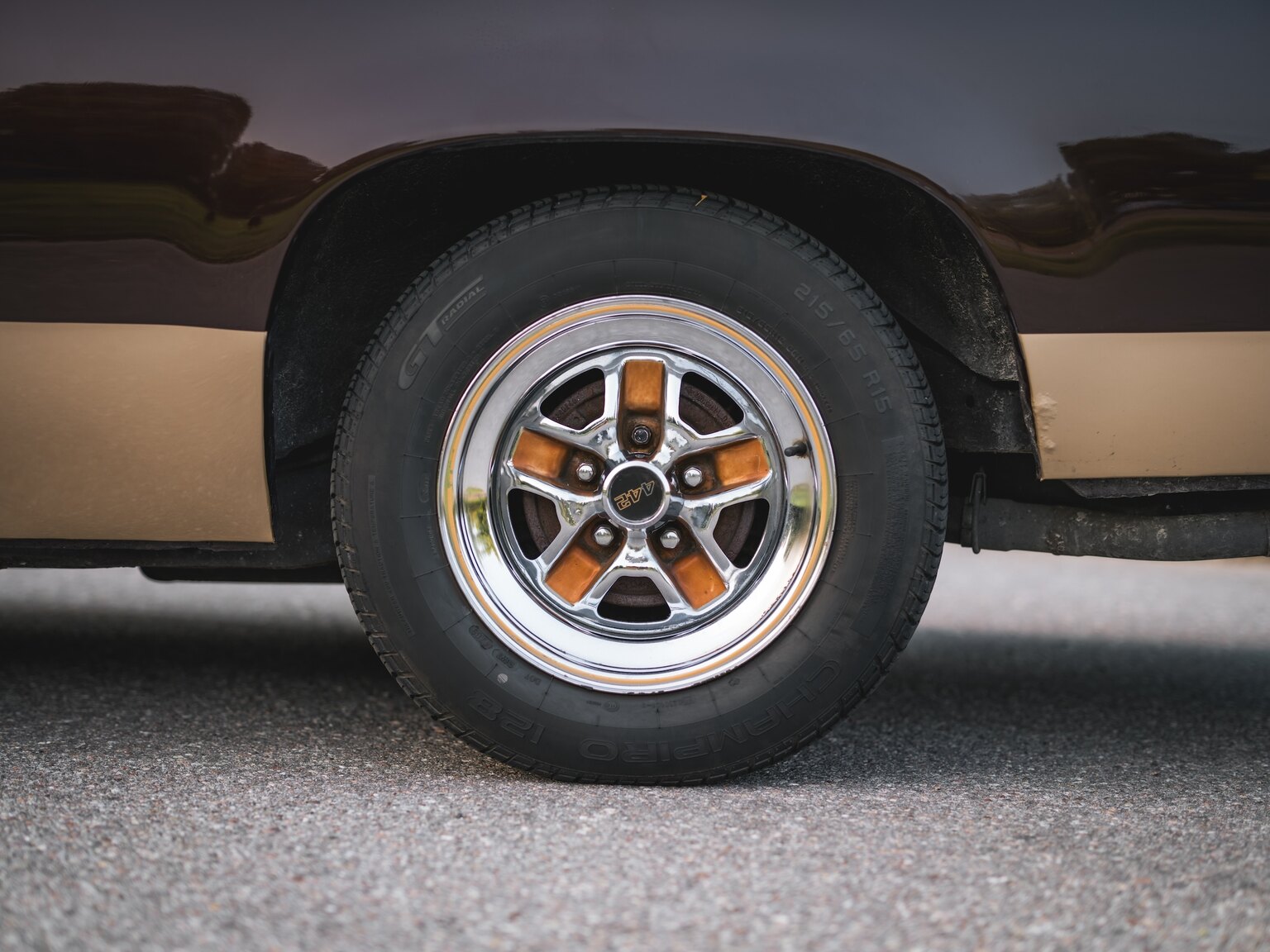 Exteriörbild på 1986 Oldsmobile Cutlass 442