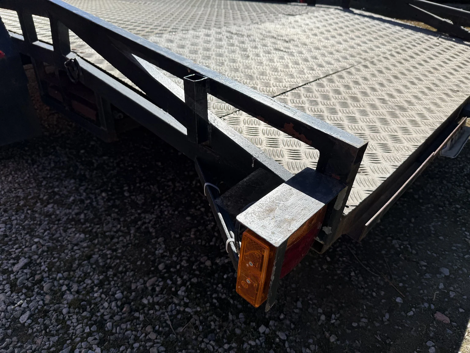 Aussenfoto 1981 Farsbo Bilsläp (21)