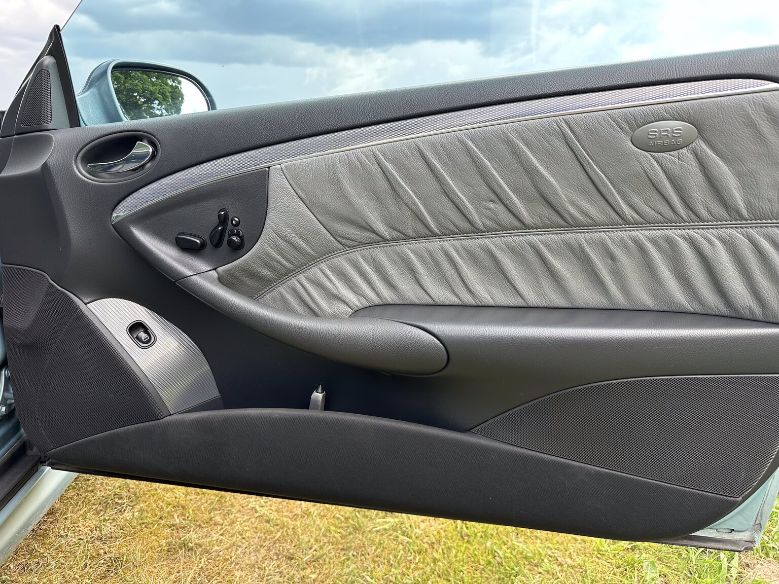 Interiörbild 2003 Mercedes CLK 500