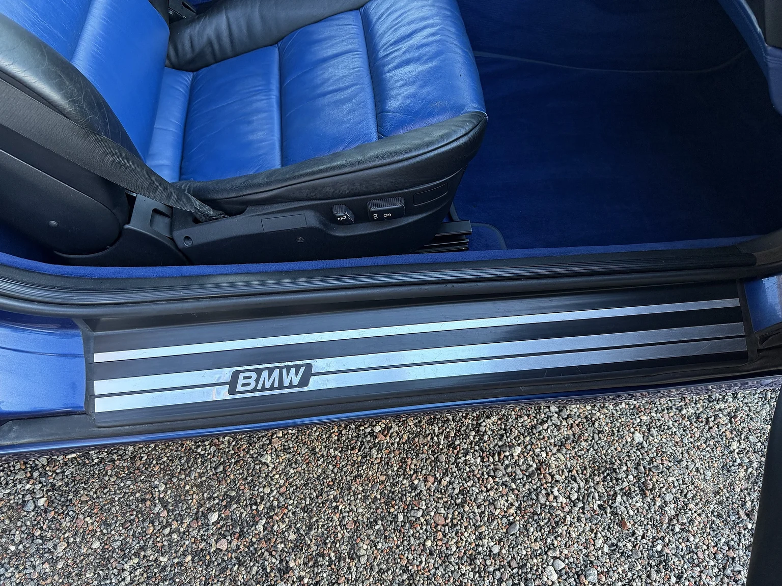 Interiörbild 1992 BMW 850iA - No Reserve (42)