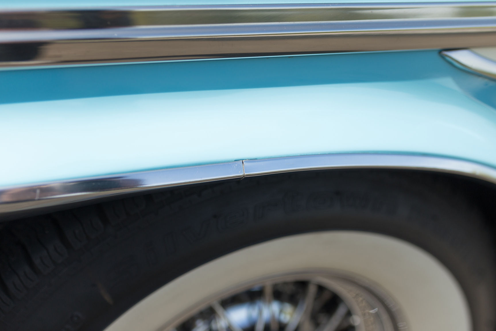 Exteriörbild på 1957 Chrysler New Yorker