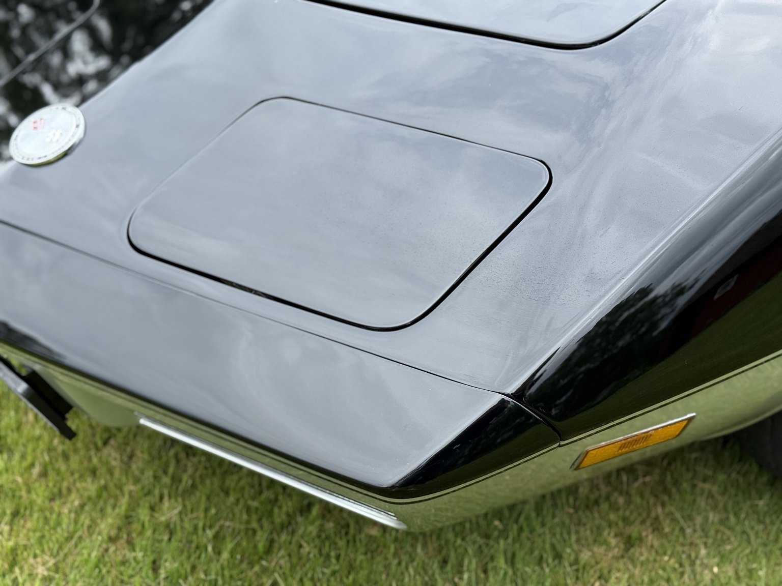 Exterior image of 1973 Chevrolet Corvette Stingray